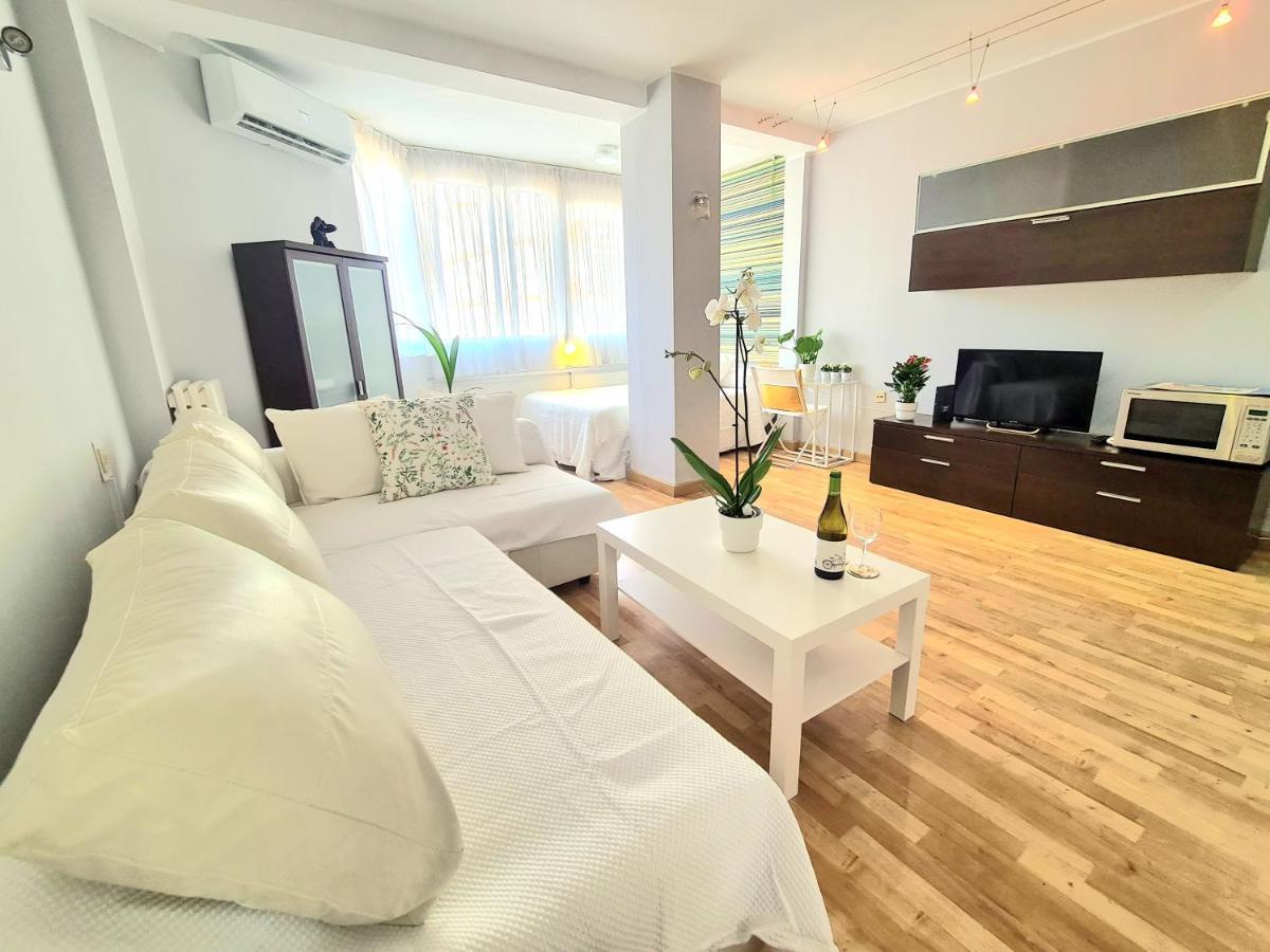 Aa Guest - El Mono De Torre Del Mar Eco Apartment Екстериор снимка