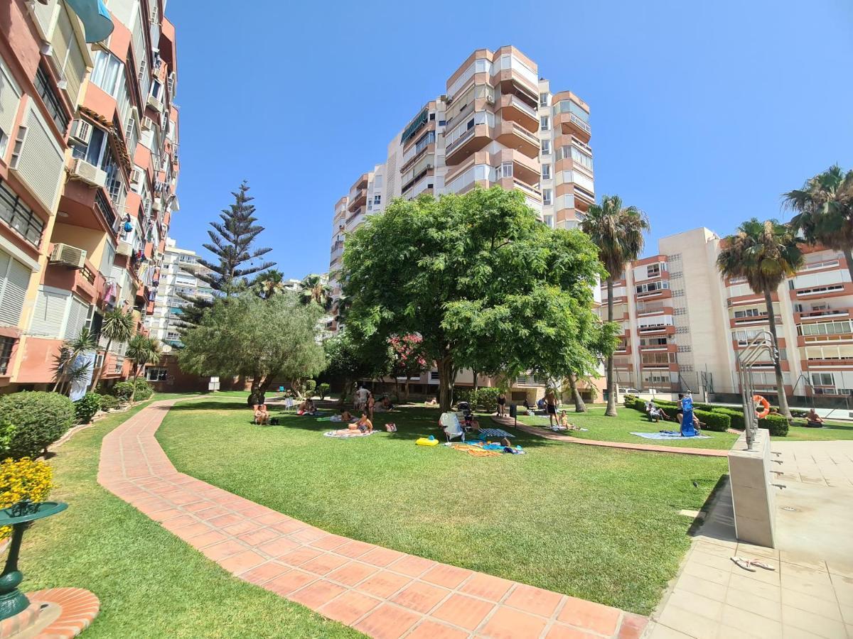 Aa Guest - El Mono De Torre Del Mar Eco Apartment Екстериор снимка
